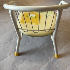 子供用　椅子の画像