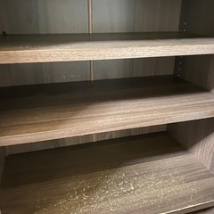 食器棚の画像