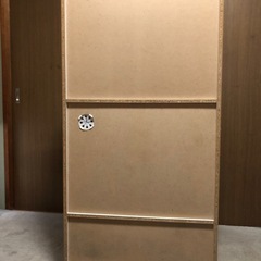 食器棚の画像