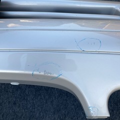 メルセデスベンツslk230コンプレッサー　　前バンパーの画像