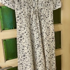 花柄のロングワンピース☆美品の画像