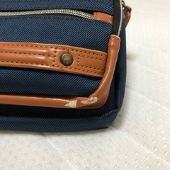 ショルダーバッグの画像
