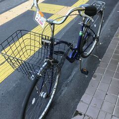 リサイクルショップどりーむ鹿大前店　No.402　自転車　シティサイクル　青色　LEDオートライト、鍵付き　27インチの画像
