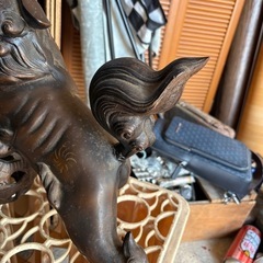 金属狛犬の画像