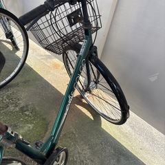 自転車（パンクしています）の画像