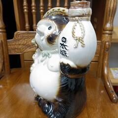 【信楽焼】縁起物　たぬきの置物の画像