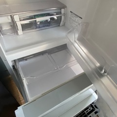 365ℓ冷蔵庫の画像