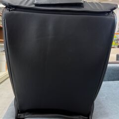 【ジャングルジャングル堺初芝店】　家庭用電気マッサージチェア　メディカルチェアヴィータ　FMC-VT200　ブラック　幅(W)540mm × 奥行(D)1170mm × 高さ(H)700mm　堺市（東区　西区　北区　南区　堺区　美原区）高石市　泉大津市　忠岡町　和泉市　松原市　大阪狭山市の画像