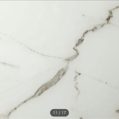 大理石テーブル　白の画像