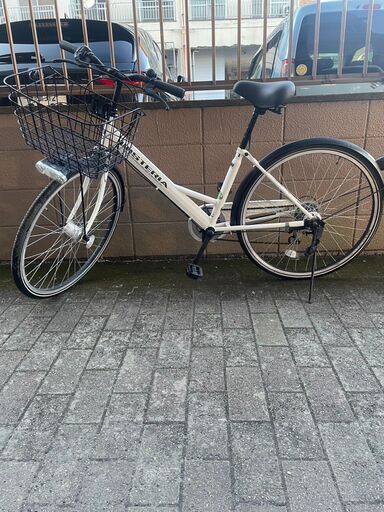 リサイクルショップどりーむ荒田店　No477 自転車　シティサイクル　26インチ　ギア切り替え6段変速　LEDオートライト付き♪