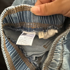 GU キッズ服 ズボンの画像