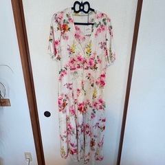 ZARA夏物ワンピース小物5点の画像