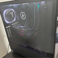 ゲーミングPC 自作 デスクトップの画像