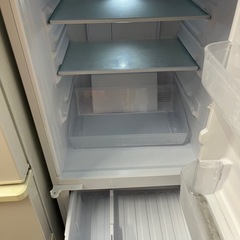 SHARP 冷凍冷蔵庫 SJ-14E5-KW 137L 2017年製の画像