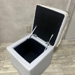 無料！白ソファーボックスの画像