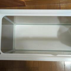 水槽と他の画像