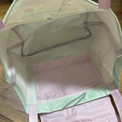 Q-pot　シェルマカロントートバッグの画像