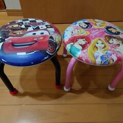 くまのプーさん　メリーと子供椅子の画像