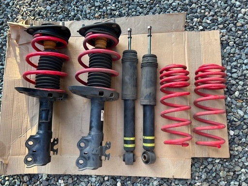 zvw51 プリウス　純正サスペンション　ダウンサス　一台分　実働外し