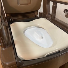 ポータブルトイレ　未使用品の画像