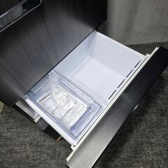 9860‼️関西エリア配送設置可🙌‼️最新2024年製✨木目調インテリア✨AQUA 272L 3ドア 冷蔵庫 自動製氷付きの画像