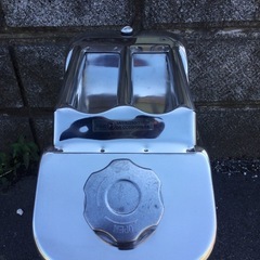 フルテック　ステンレス ガソリン携行缶 20L　型番：CS-20 消防法適合品 ジープ缶 農業機械、刈払機、発電機、工事用機器、防炎機器、自動車、レジャーなどの予備燃料の保管や移動の画像