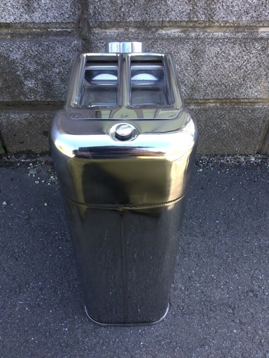 フルテック ステンレス ガソリン携行缶 20L 型番：CS-20 消防法適合品 燃料備蓄 ジープ缶 農業機械、刈払機、発電機、工事用機器、防炎機器、自動車、レジャーなどの予備燃料の保管や移動 フルテック ステンレス ガソリン携行缶 20L 型番：CS-20 消防法適合品