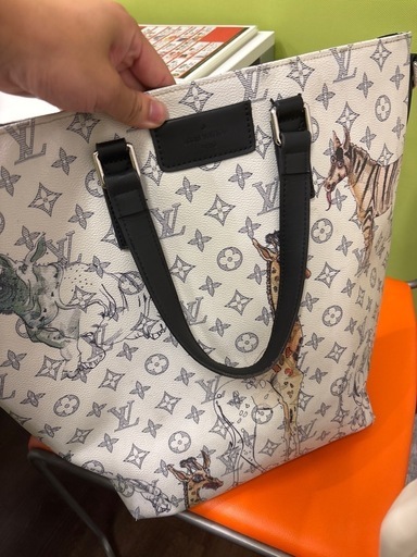 ルイヴィトンモノグラムキャンバスバッグ