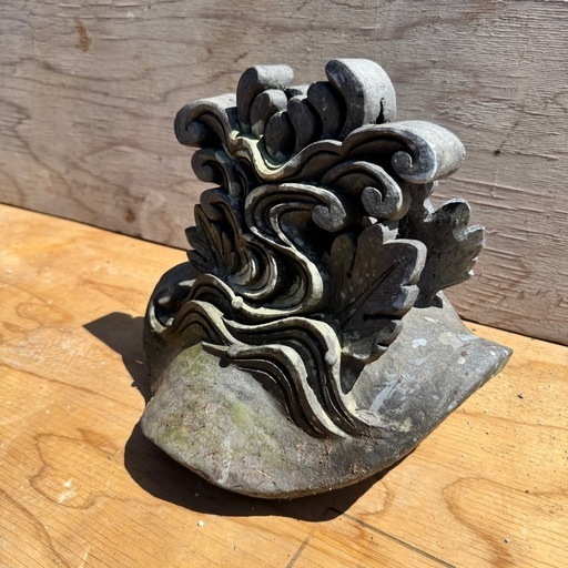 希少　新品　未使用　鬼瓦　菊模様 瓦飾り 縁起物 インテリア　オブジェ　瓦 鬼瓦」瓦 家具・インテリア 希少 鬼瓦 菊模様 瓦飾り 和風