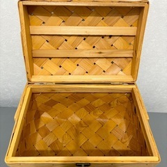 可動　持ち手付き　バスケット　蓋付きの画像
