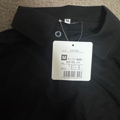 新品　シャツの画像