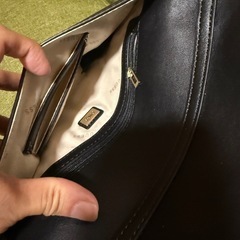 未使用guessショルダーバッグの画像