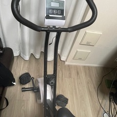 折りたたみエアロバイクの画像