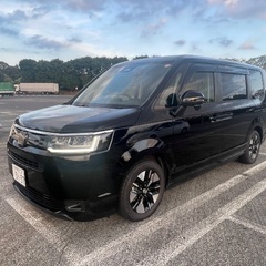 新型ステップワゴンe:HEV ハイブリッド エアー令和4年式 ホンダディーラーで新規車検2年付、8型ナビ バックカメラ ETC ドラレコ スマートキー 両側パワースライドドアの画像