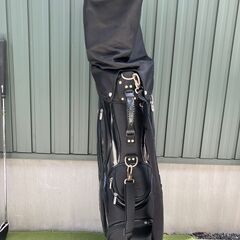 adidasアディダス キャディーバッグの画像