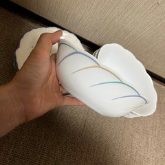 食器類　2種類　5枚ずつの画像