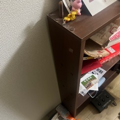 小さな本棚の画像