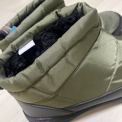 ブーツ　撥水加工　中綿の画像