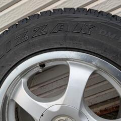 BRIDGESTONE スタッドレスタイヤ4本セットの画像