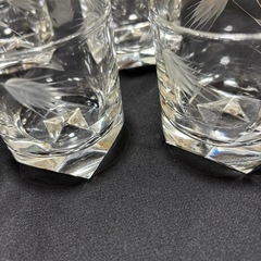 グラス5個の画像