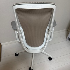 シルフィーオカムラ　オフィスチェア椅子の画像