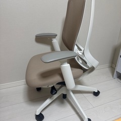 シルフィーオカムラ　オフィスチェア椅子の画像