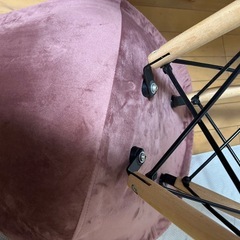 ピンク　チェアの画像