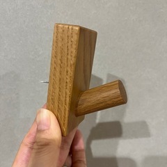 無印良品　壁につけられるフックの画像