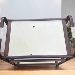 レトロキャスター付き棚の画像