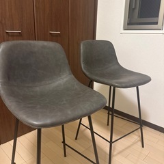 【新古備品】カウンターチェア2脚セット の画像