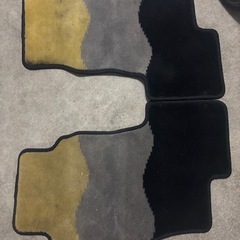 ジムニーフロアマットの画像