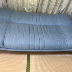 ソファーベッドの画像