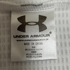 【未着品】アンダーアーマーUNDER ARMOURシャツの画像