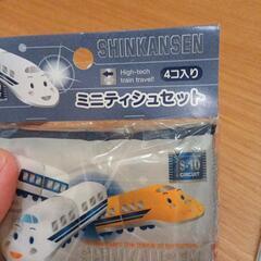 物々交換も可能◎サンリオ　SHINKANSEN　ティッシュハンカチセットの画像
